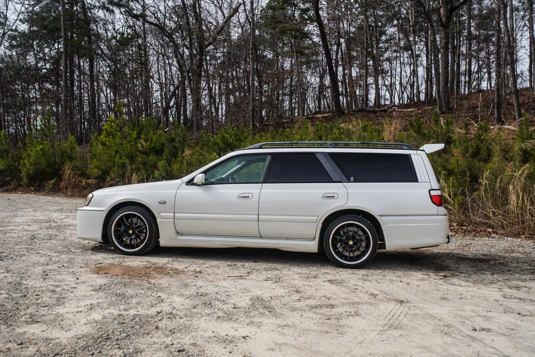1998 Nissan Stagea 1st Gen - Image 14 of 31
