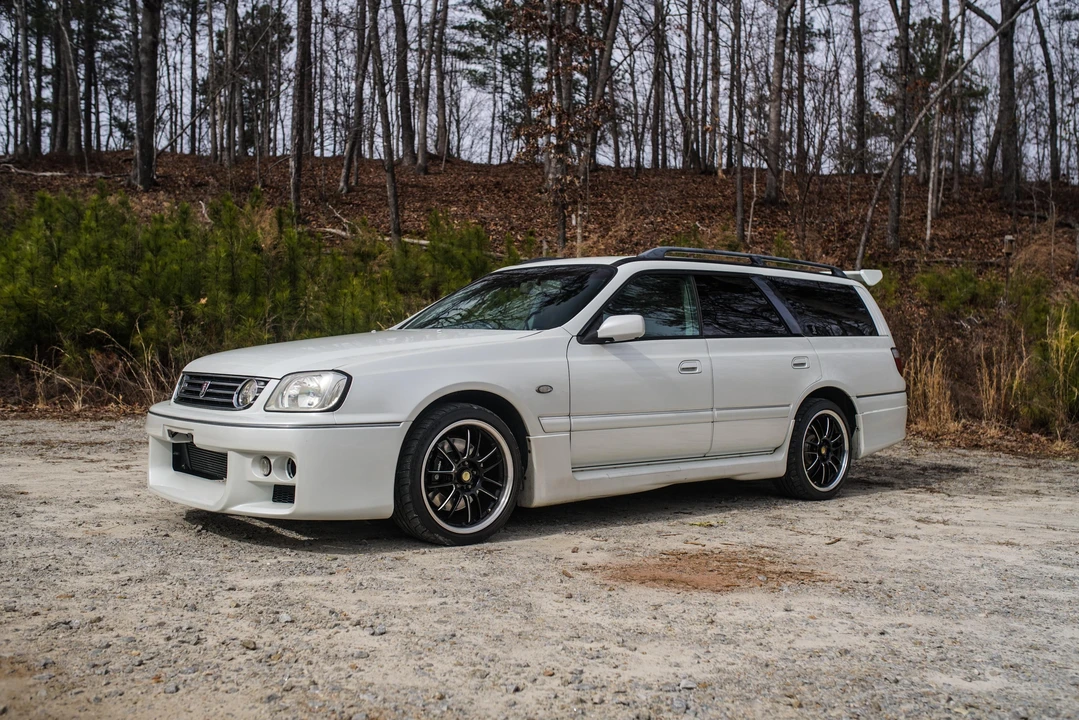 1998 Nissan Stagea 1st Gen - Image 10 of 31