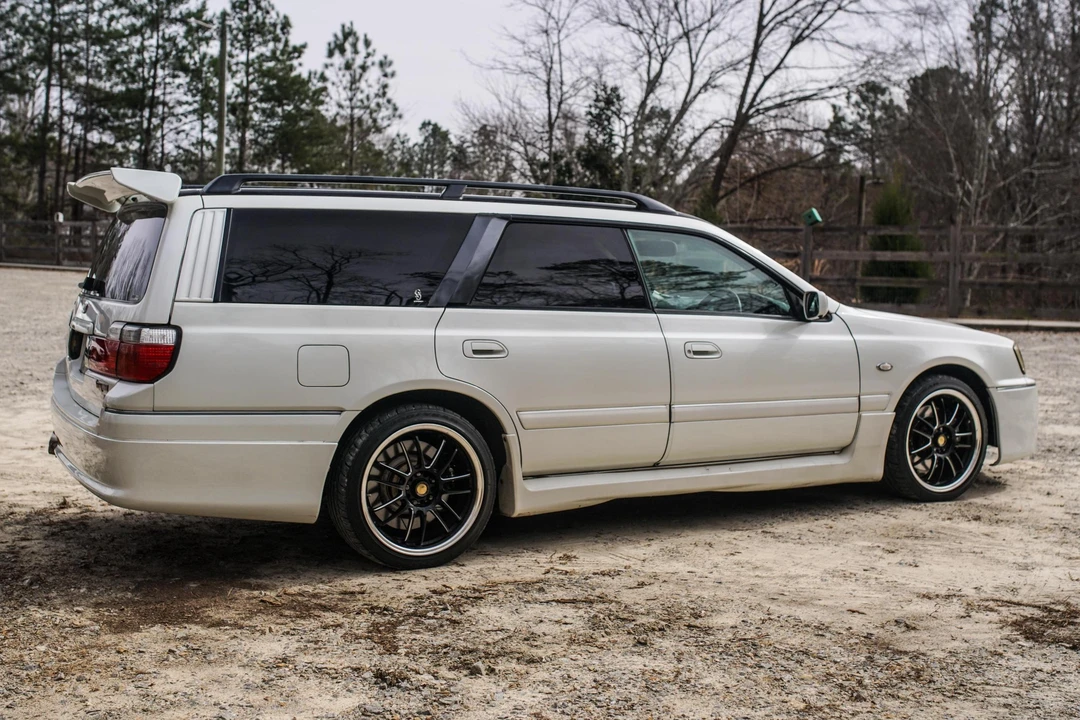 1998 Nissan Stagea 1st Gen - Image 3 of 31