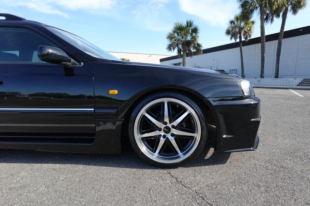 1998 Nissan Stagea 1st Gen - Image 5 of 19
