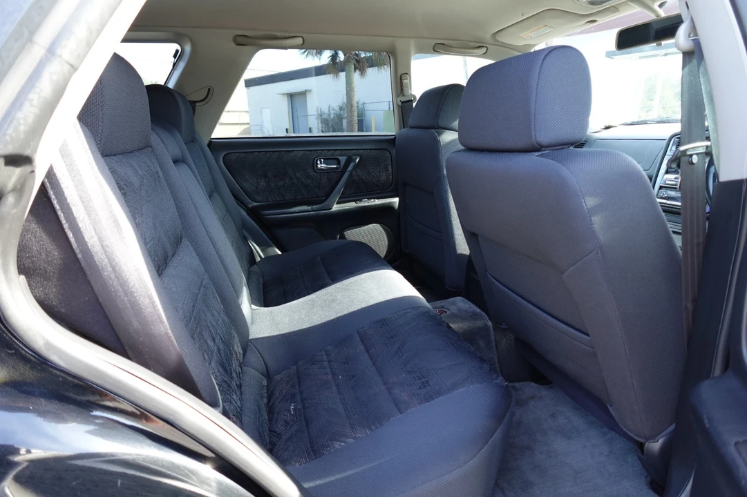 1998 Nissan Stagea 1st Gen - Image 17 of 19