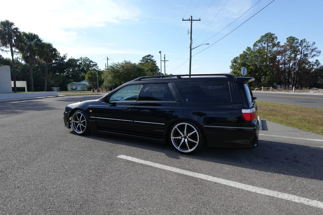 1998 Nissan Stagea 1st Gen - Image 11 of 19
