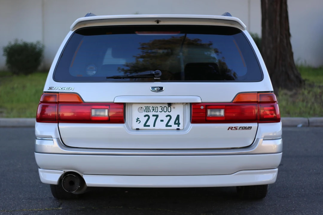 1998 Nissan Stagea 1st Gen - Image 5 of 5