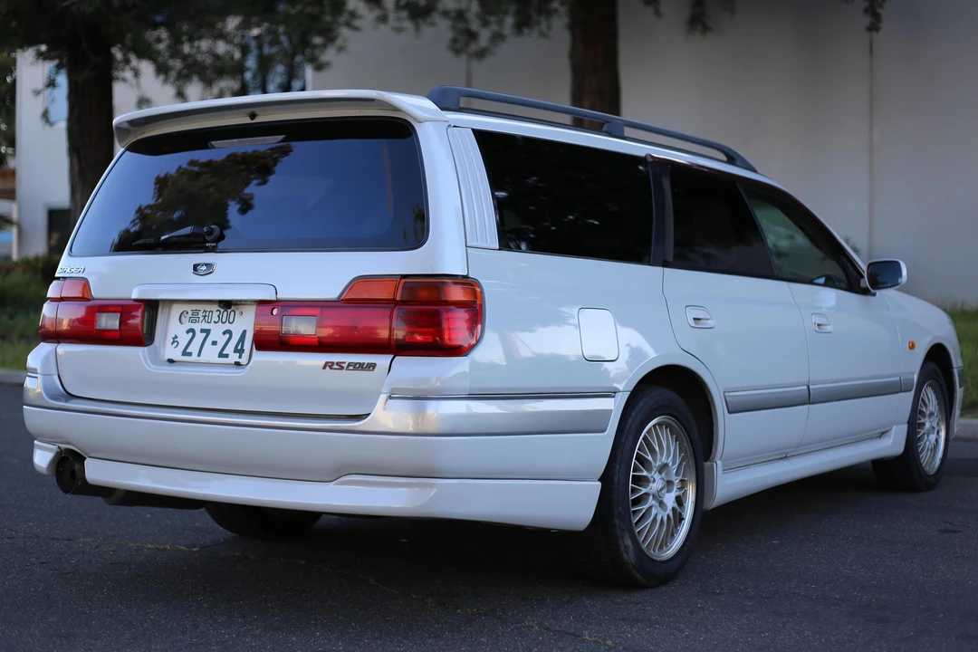 1998 Nissan Stagea 1st Gen - Image 4 of 5