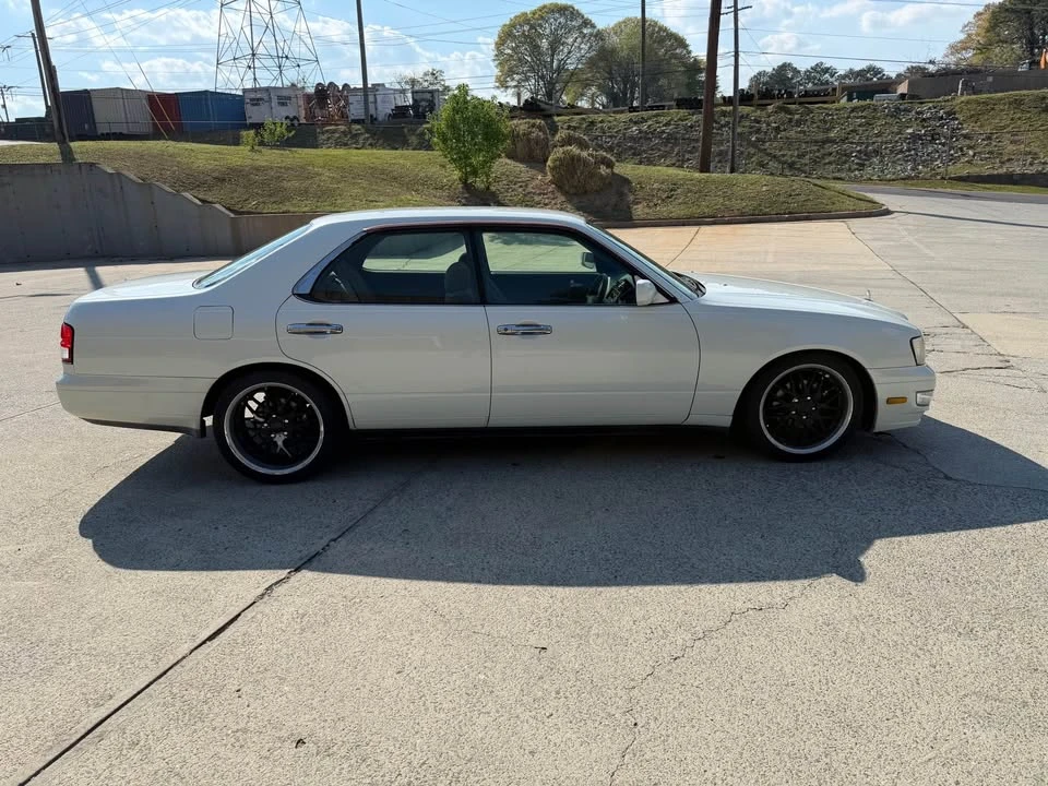 1998 Nissan Cedric 9th Gen - Image 7 of 15