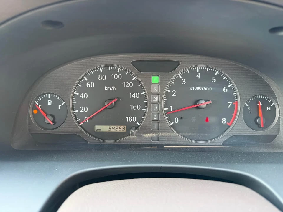 1998 Nissan Cedric 9th Gen - Image 10 of 15