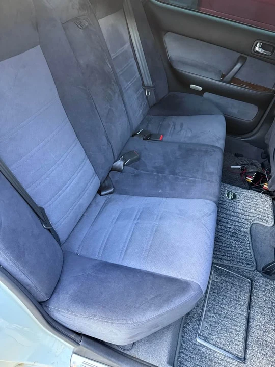 1998 Nissan Cedric 9th Gen - Image 7 of 11