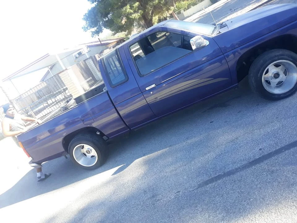 1998 Nissan Frontier 1st Gen - Image 2 of 4