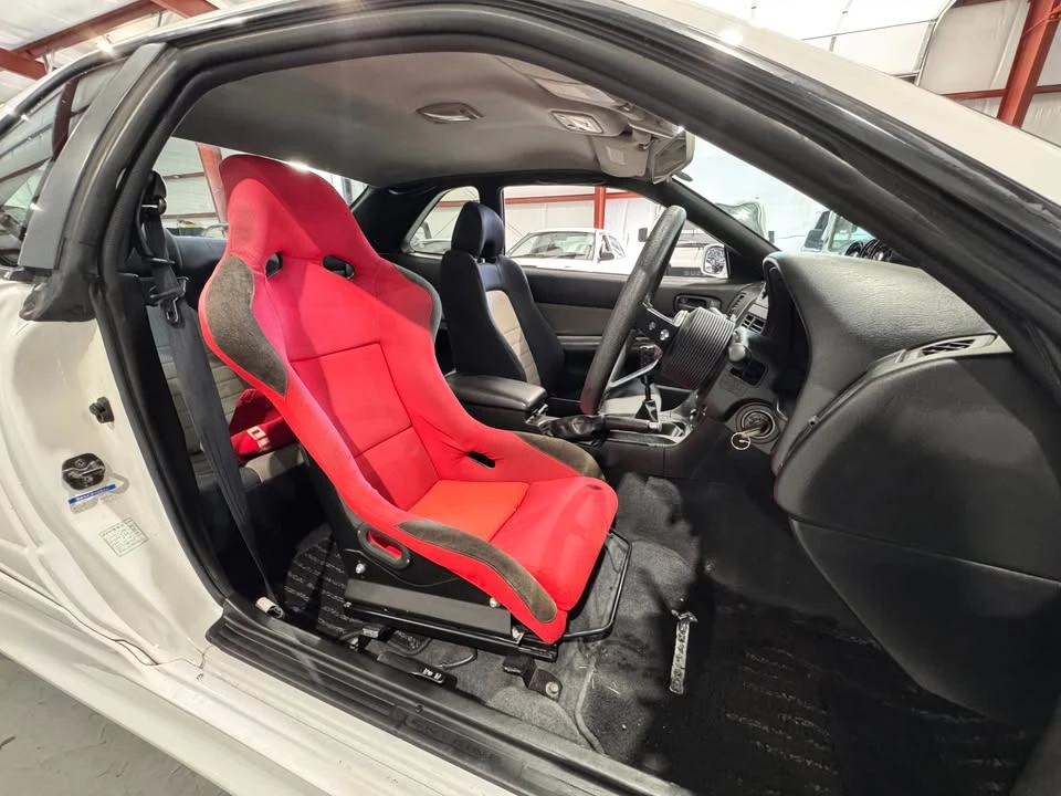 1998 Nissan Skyline - Image 17 of 20