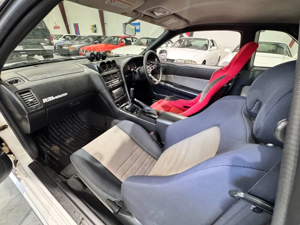 1998 Nissan Skyline - Image 13 of 20