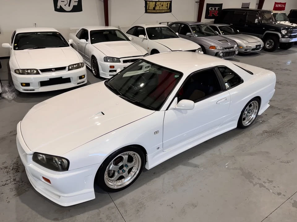 1998 Nissan Skyline - Image 11 of 20
