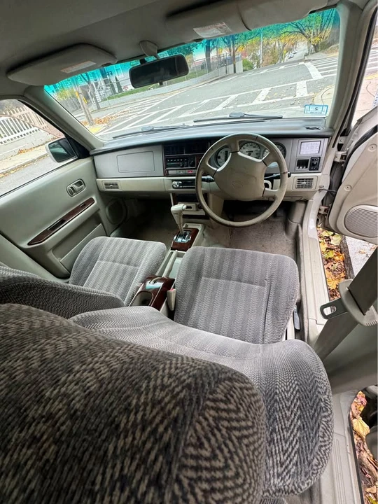 1998 Nissan Pathfinder 2nd Gen - Image 4 of 8