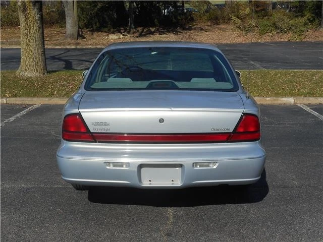 1998 Oldsmobile 88 - Image 5 of 12