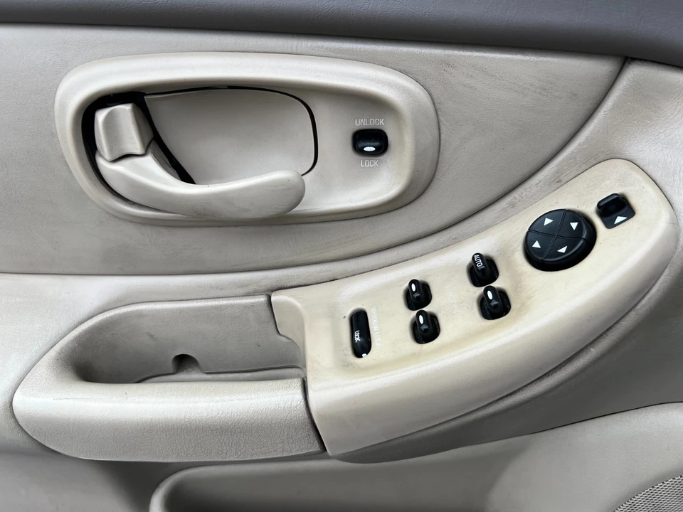 1998 Oldsmobile - Image 21 of 21