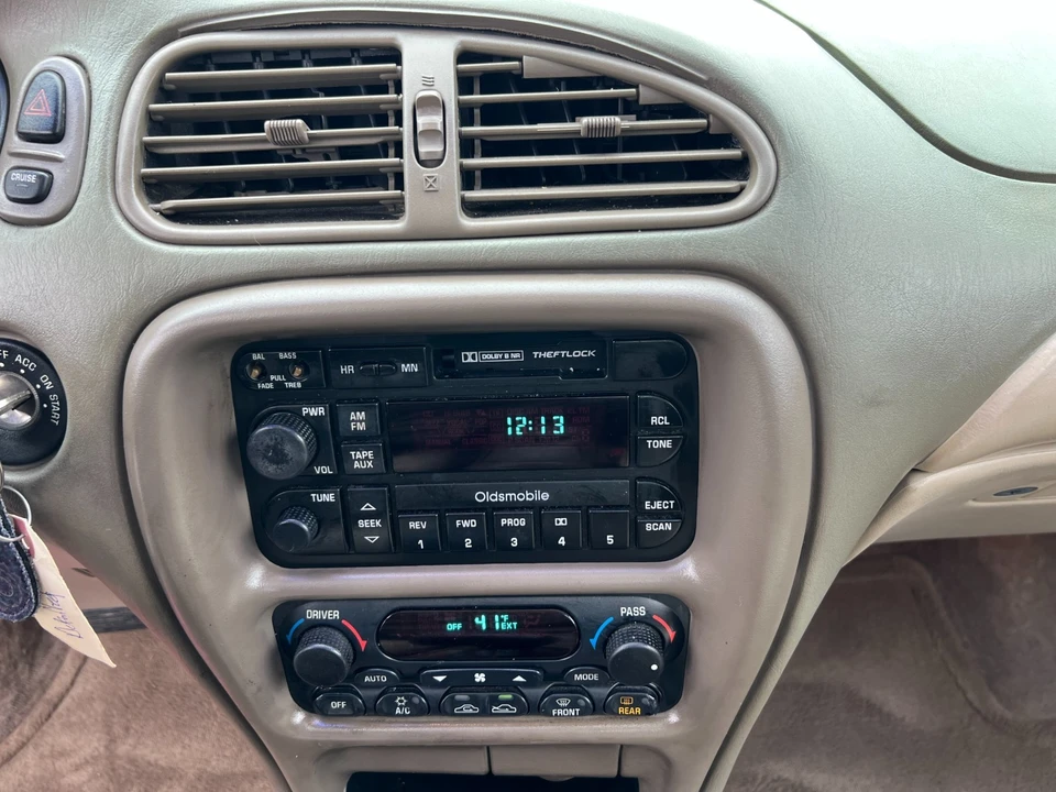 1998 Oldsmobile - Image 17 of 21