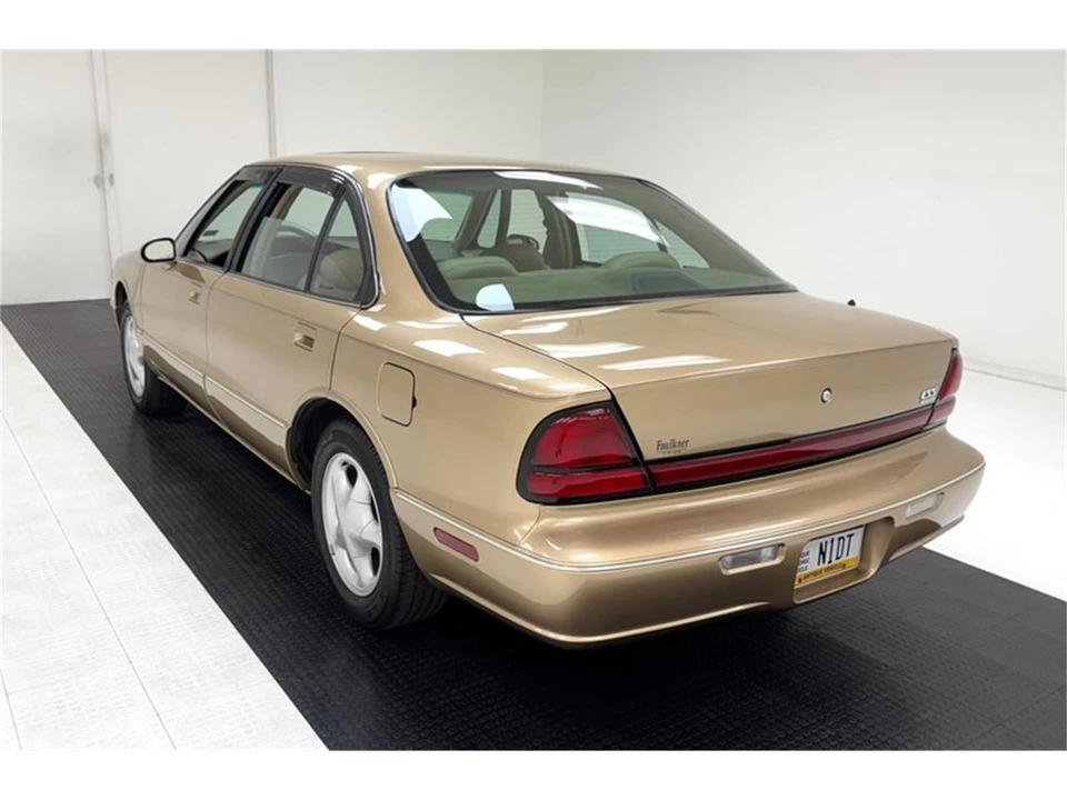 1998 Oldsmobile - Image 3 of 31