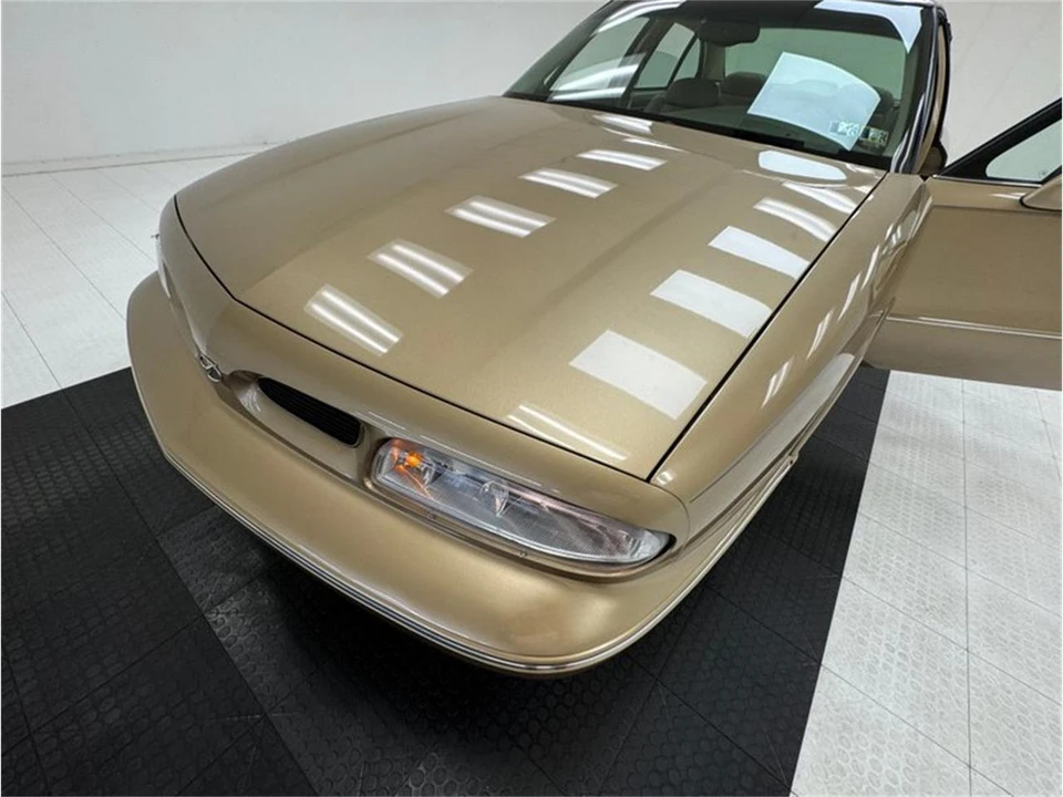 1998 Oldsmobile - Image 24 of 31