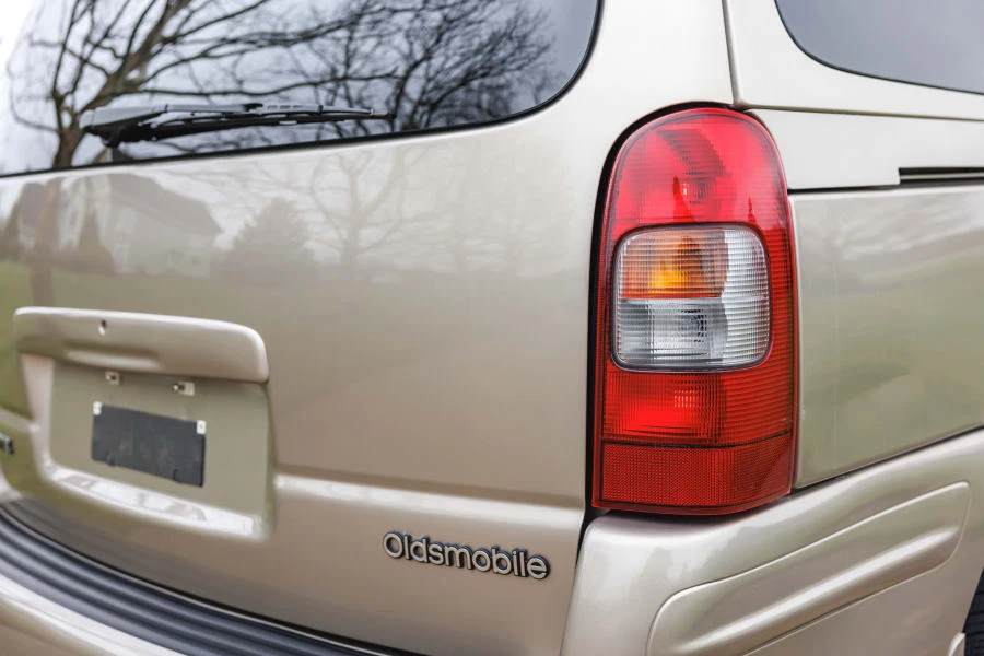 1998 Oldsmobile Silhouette - Image 17 of 31