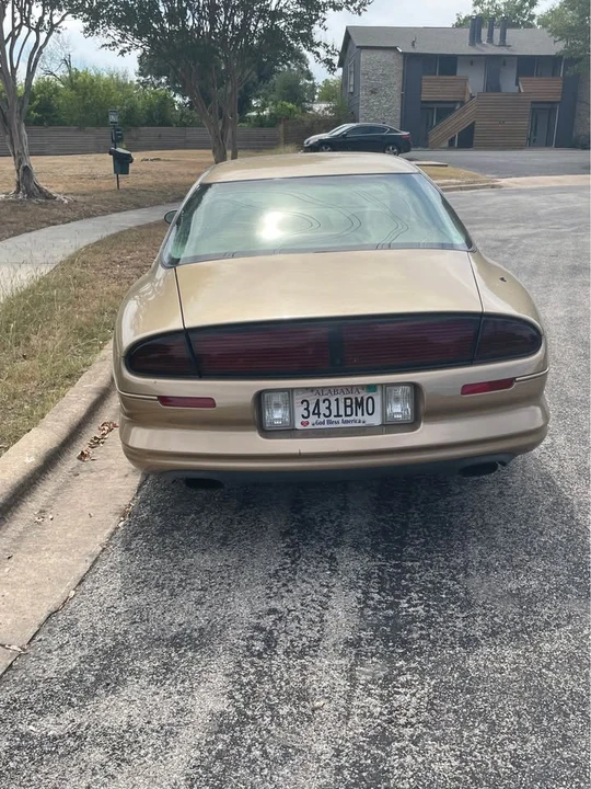 1998 Oldsmobile Aurora - Image 4 of 10
