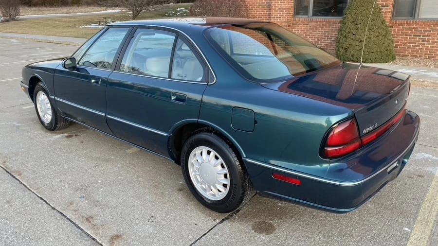 1998 Oldsmobile 88 - Image 3 of 15