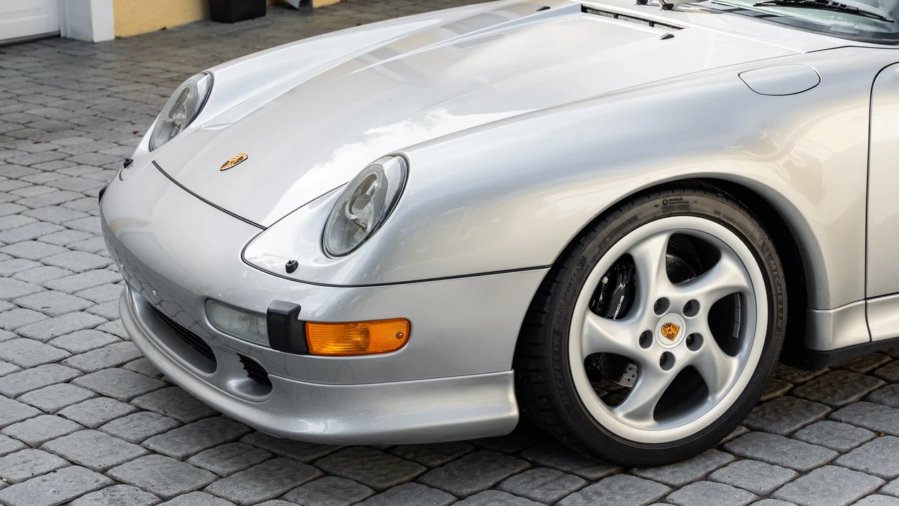 1998 Porsche 993 Carrera S - Image 9 of 31