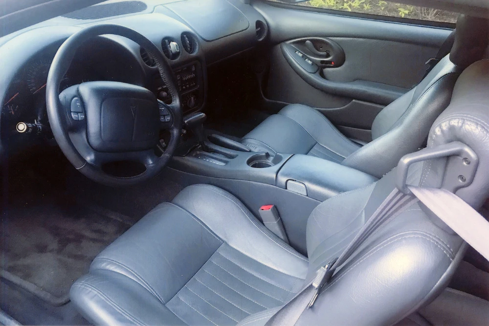 1998 Pontiac Firebird 4th Gen - Image 4 of 8