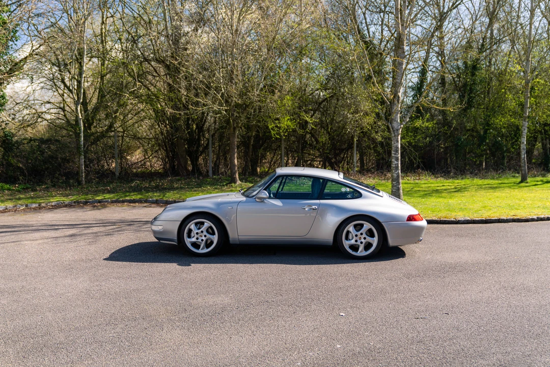 1997 Porsche 993 Carrera 4 - Image 11 of 31