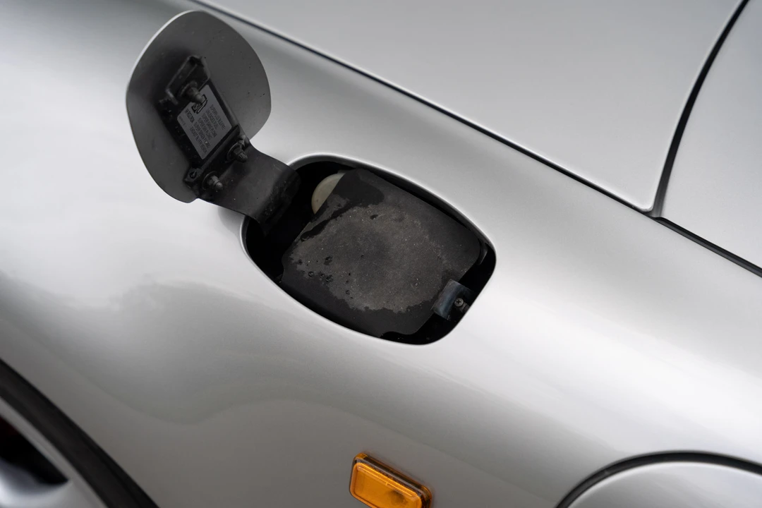 1998 Porsche 993 Turbo - Image 25 of 31