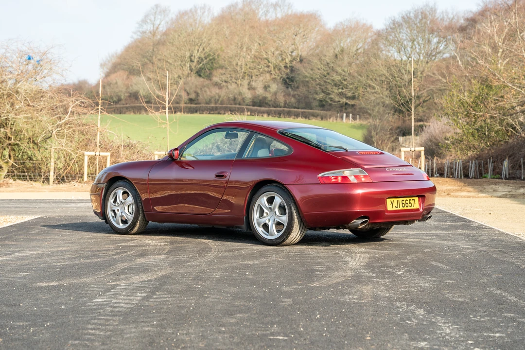 1998 Porsche 996 Carrera - Image 14 of 31