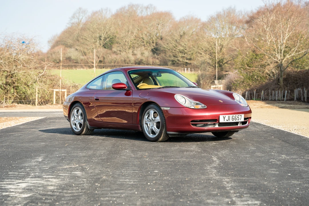 1998 Porsche 996 Carrera - Image 10 of 31
