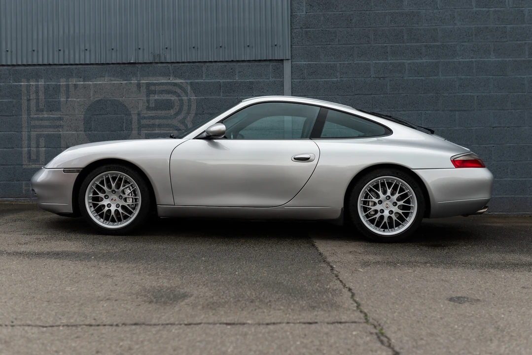 1998 Porsche 996 Carrera - Image 5 of 31