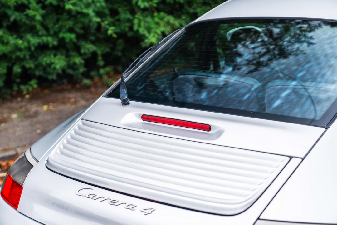 1998 Porsche 996 Carrera - Image 16 of 31