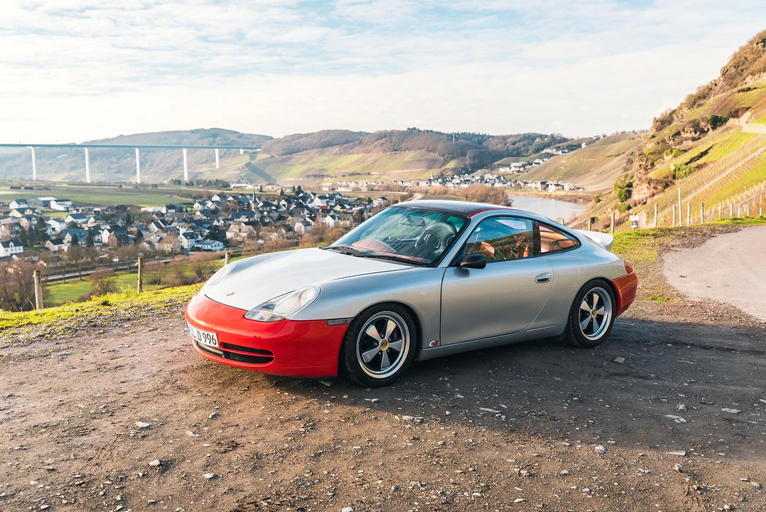 1998 Porsche 996 Carrera - Image 10 of 31
