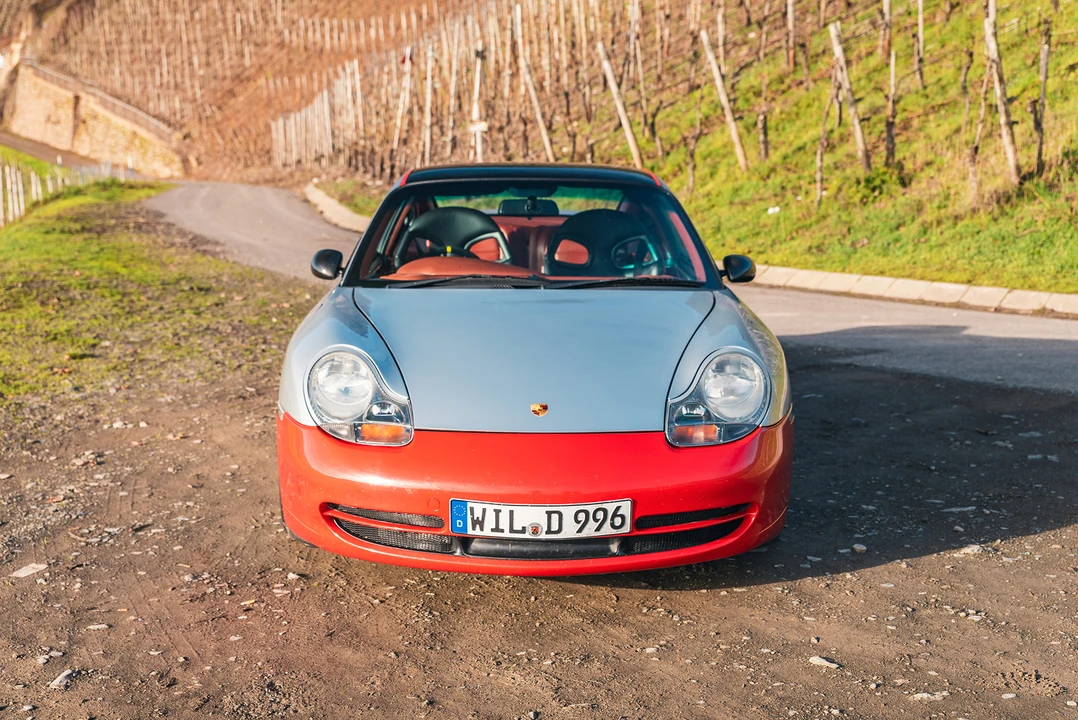 1998 Porsche 996 Carrera - Image 30 of 31