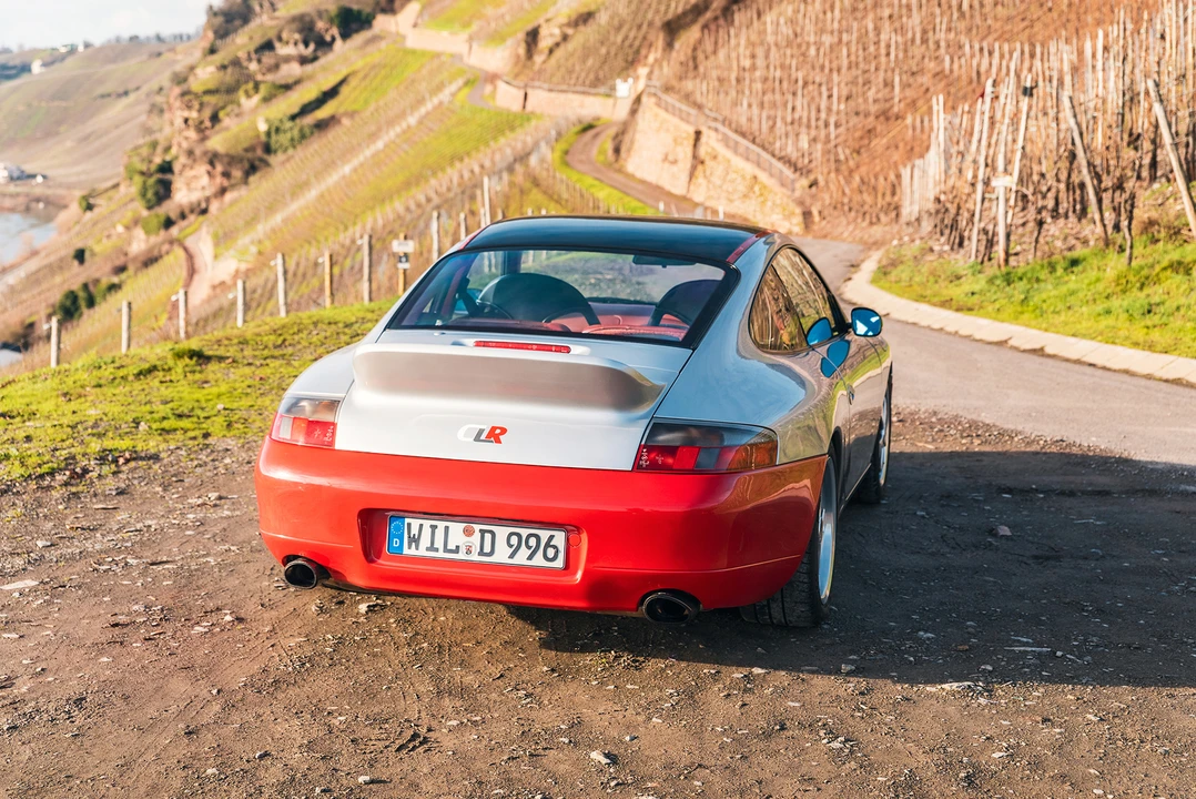 1998 Porsche 996 Carrera - Image 24 of 31