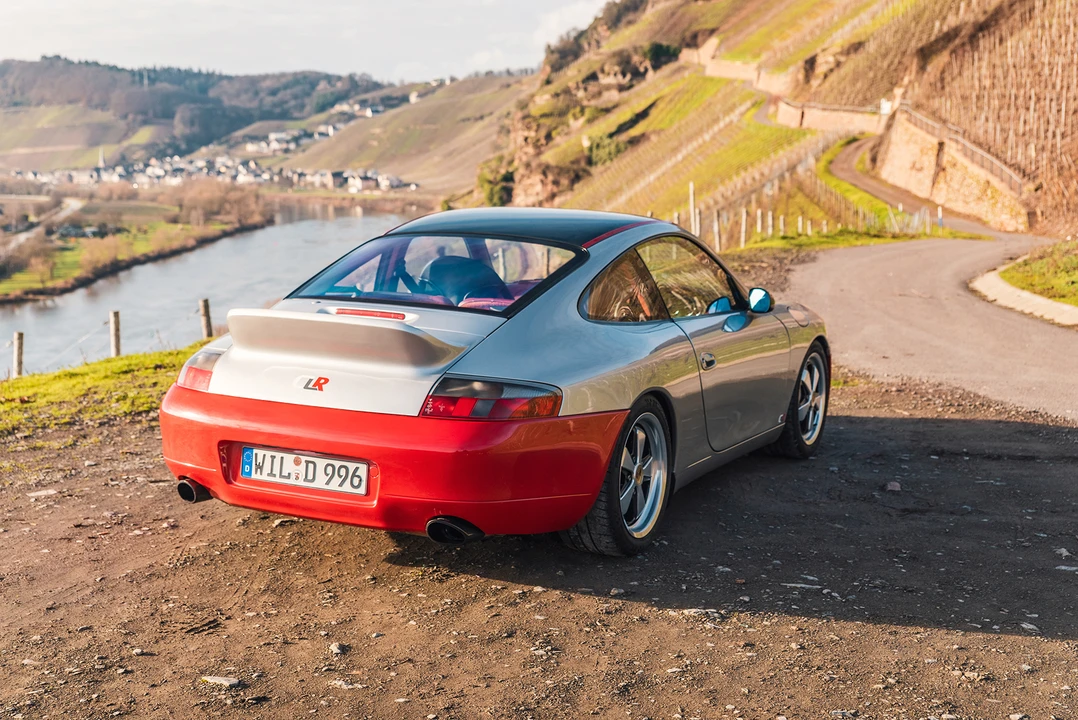 1998 Porsche 996 Carrera - Image 17 of 31