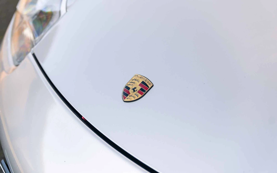 1998 Porsche 996 Carrera - Image 26 of 31