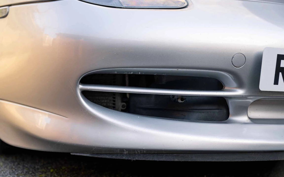 1998 Porsche 996 Carrera - Image 29 of 31