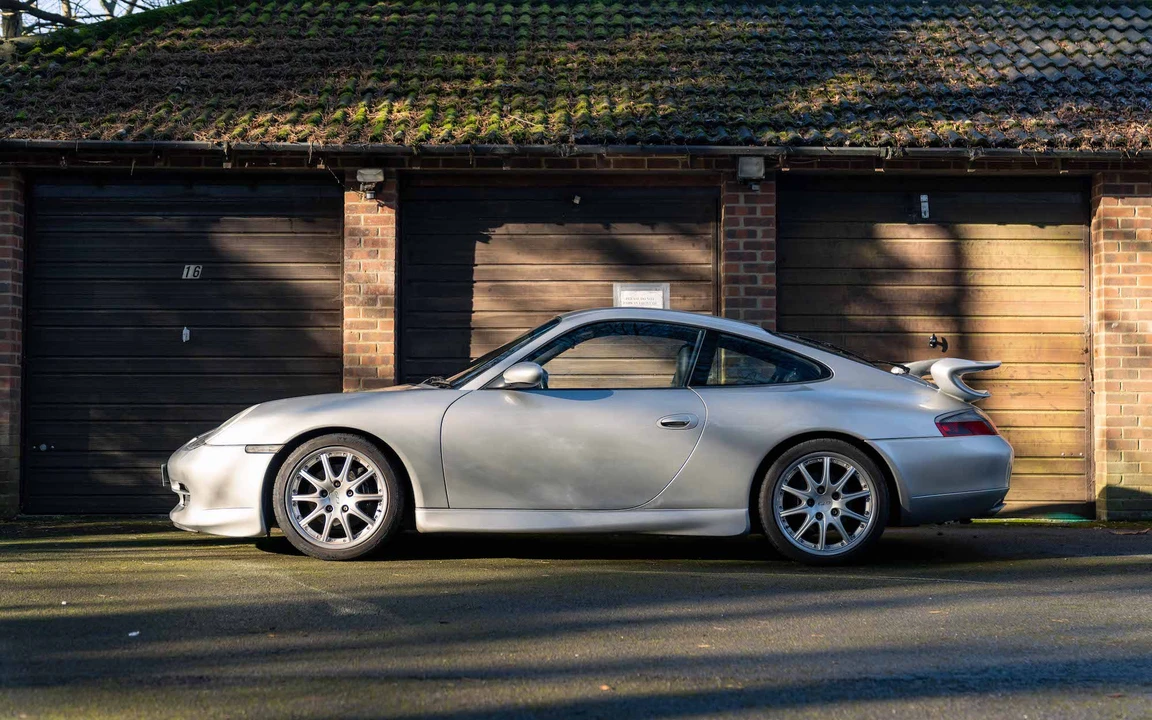 1998 Porsche 996 Carrera - Image 13 of 31