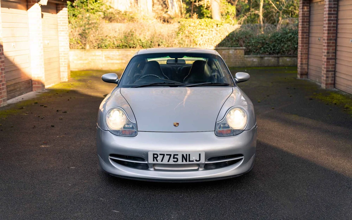 1998 Porsche 996 Carrera - Image 11 of 31