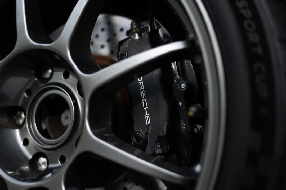 1998 Porsche 996 Carrera - Image 28 of 31