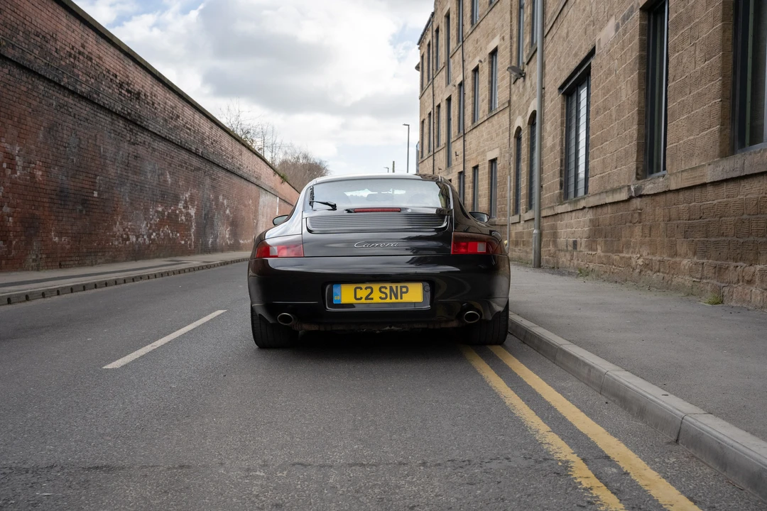 1998 Porsche 996 Carrera - Image 10 of 31