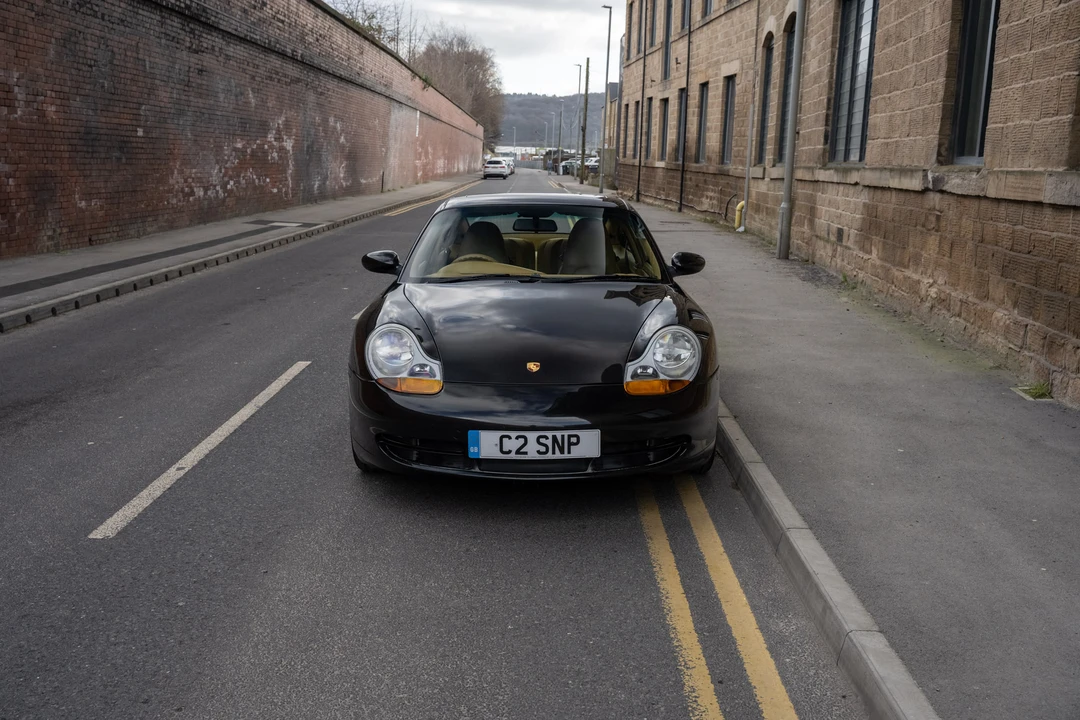 1998 Porsche 996 Carrera - Image 11 of 31