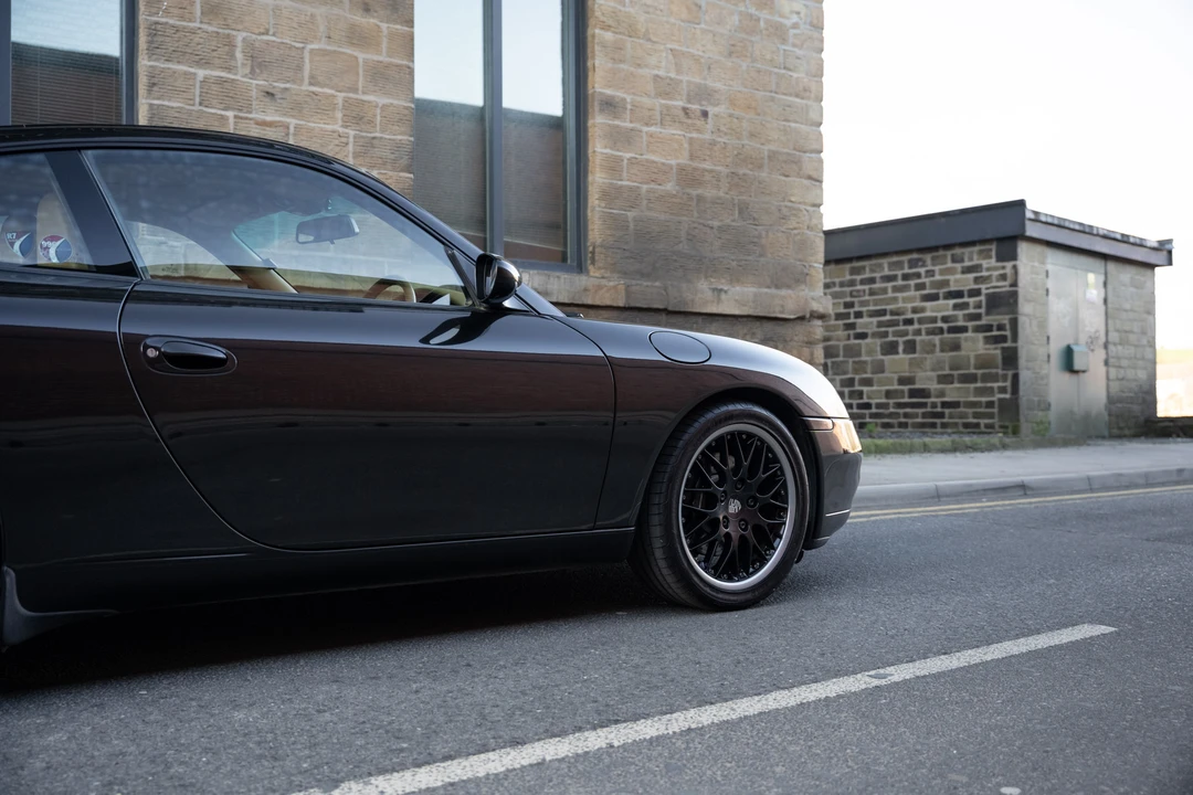 1998 Porsche 996 Carrera - Image 25 of 31