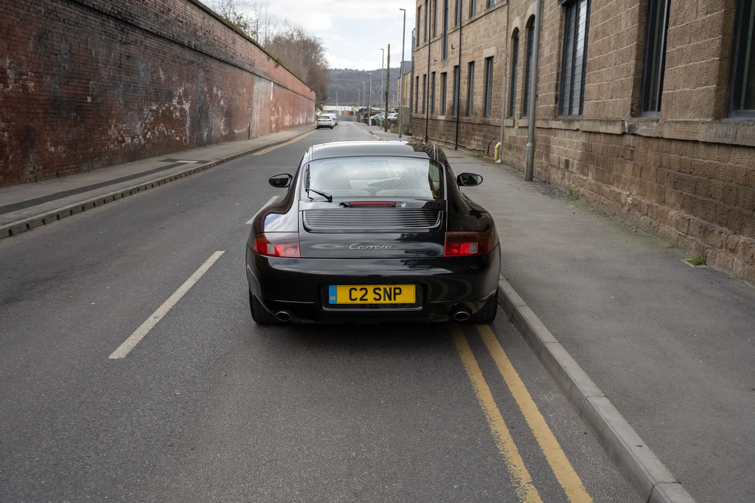 1998 Porsche 996 Carrera - Image 12 of 31