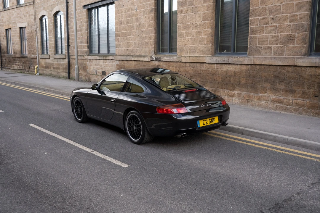 1998 Porsche 996 Carrera - Image 7 of 31