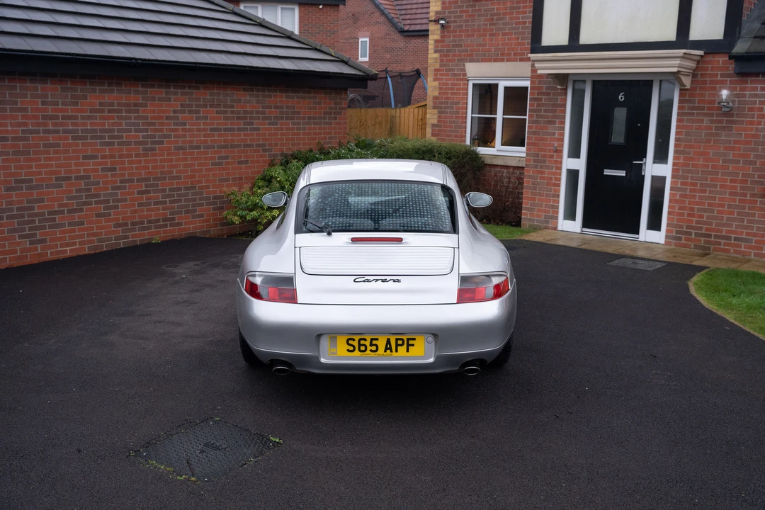 1998 Porsche 996 Carrera - Image 14 of 31