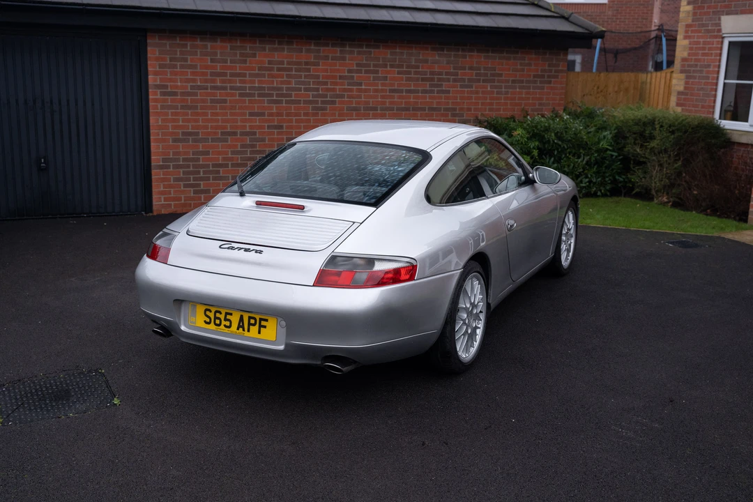 1998 Porsche 996 Carrera - Image 13 of 31