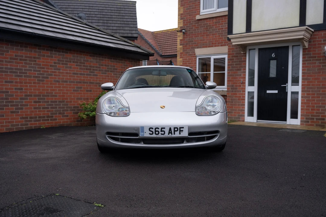 1998 Porsche 996 Carrera - Image 10 of 31