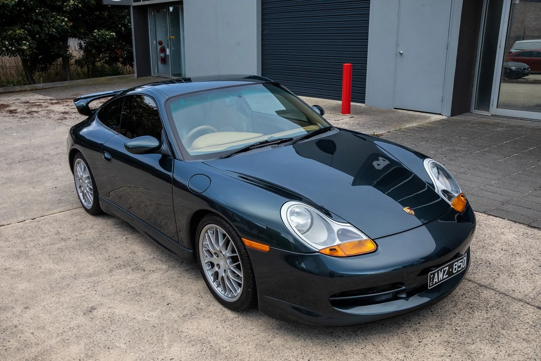 1998 Porsche 996 Carrera - Image 13 of 31